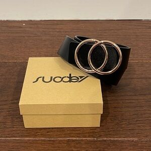 Suosdey Black Belt With Gold Buckle Never Worn